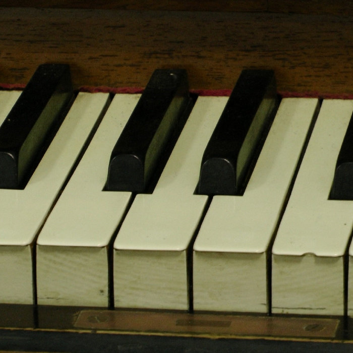 Autumn piano Calle Edlund