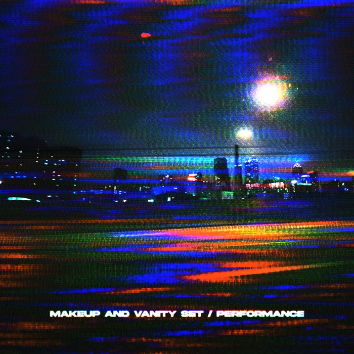 PERFORMANCE Makeup and Vanity Set