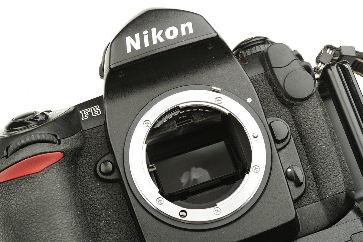 Servicing the Nikon F6 Nikon F6 Project
