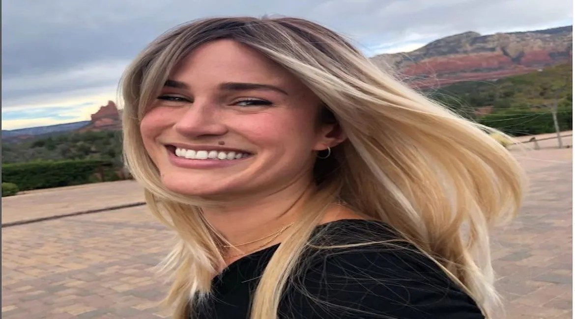 Vanessa Papa Biography, height, age, net worth, Boyfriend, family