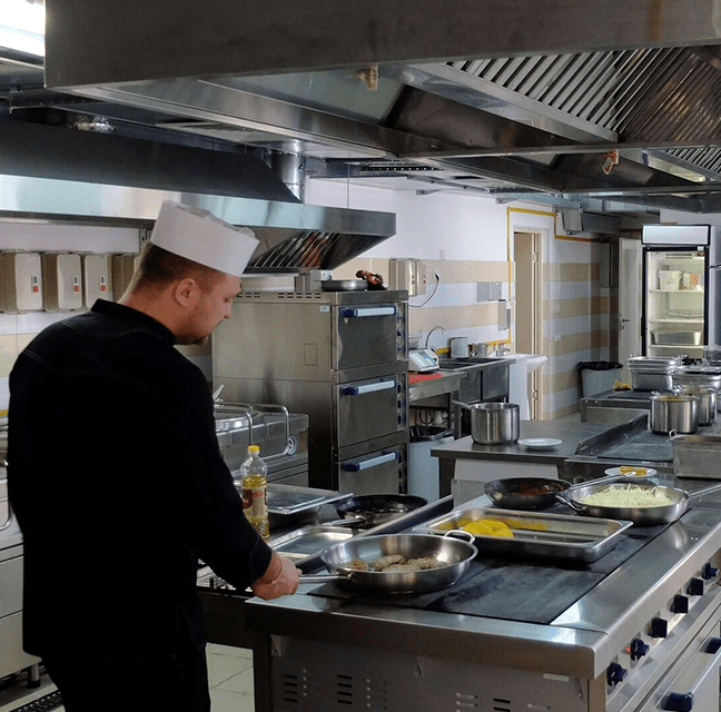 Restaurant Equipment in Chicago Equip Your Eatery Right!