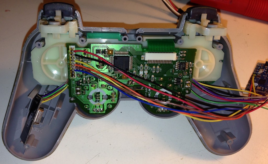 Playstation controller hack with Arduino MINI and nRF24L01 Posted on 27