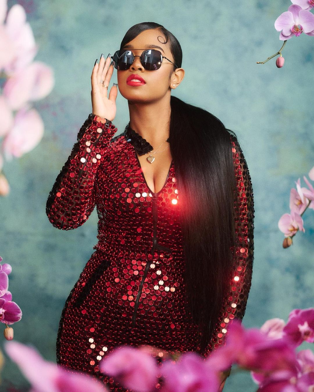 H.E.R. The Oscar and Grammy Award Winner at The Age of 24 Fab Magazine