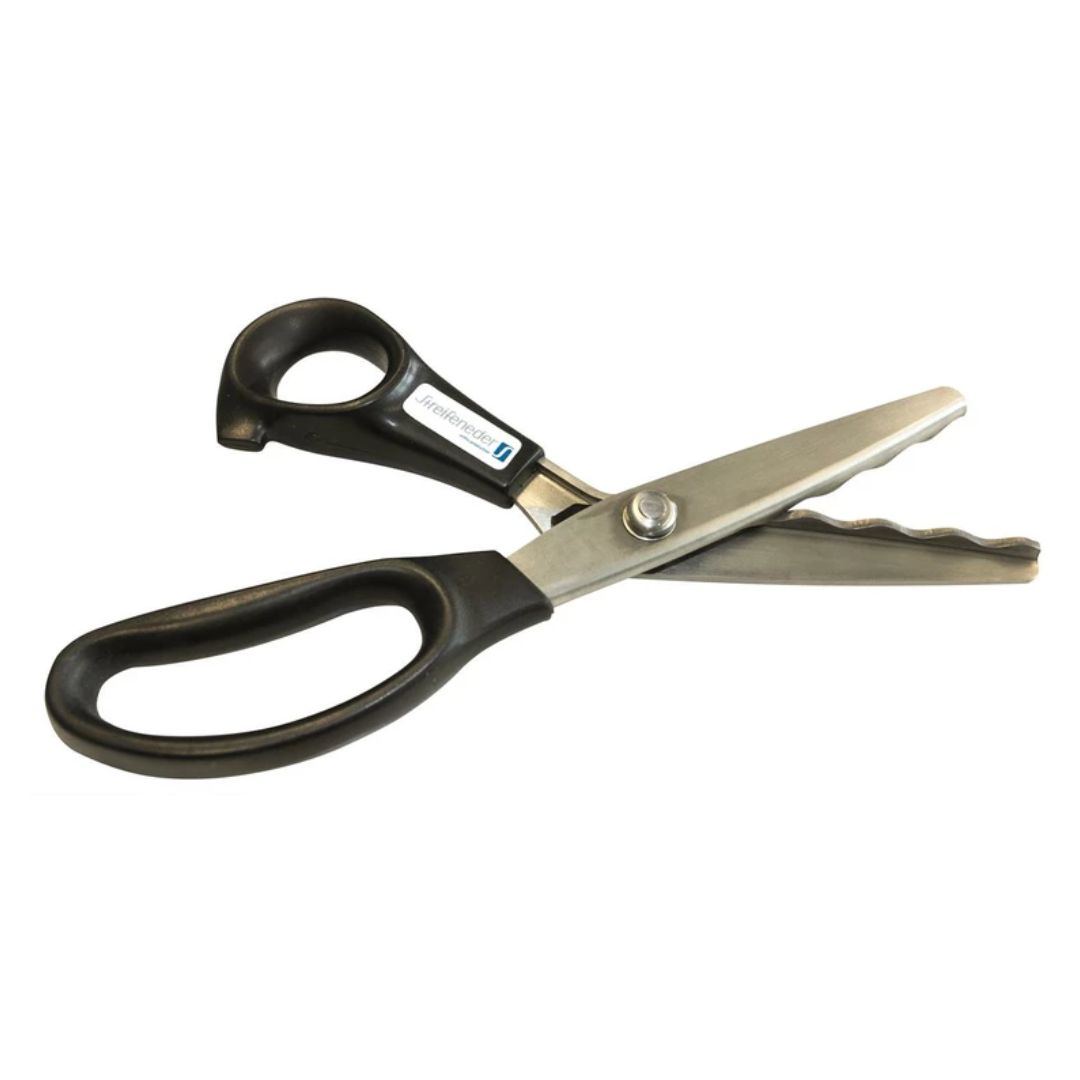 Wave Cut Scissors For Silicone & Gel Liners Fabtech Systems
