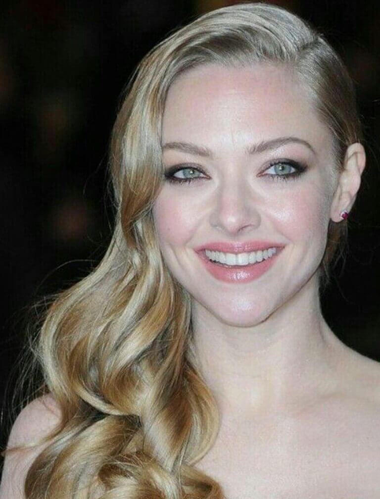 Makeup for Pale Skin and Dark Hair Blue Eyes Makeup for Fair Skin