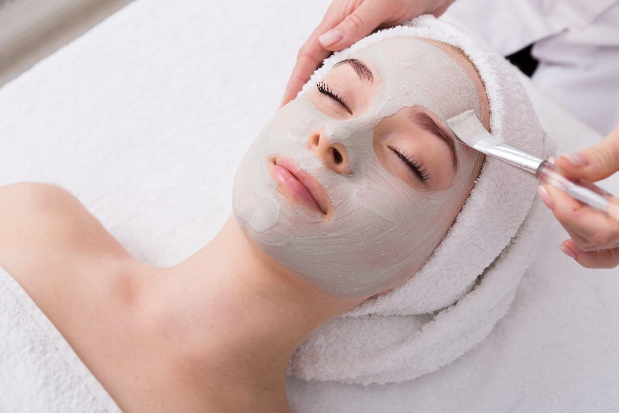 What Does a Facial Do? Faces Spa