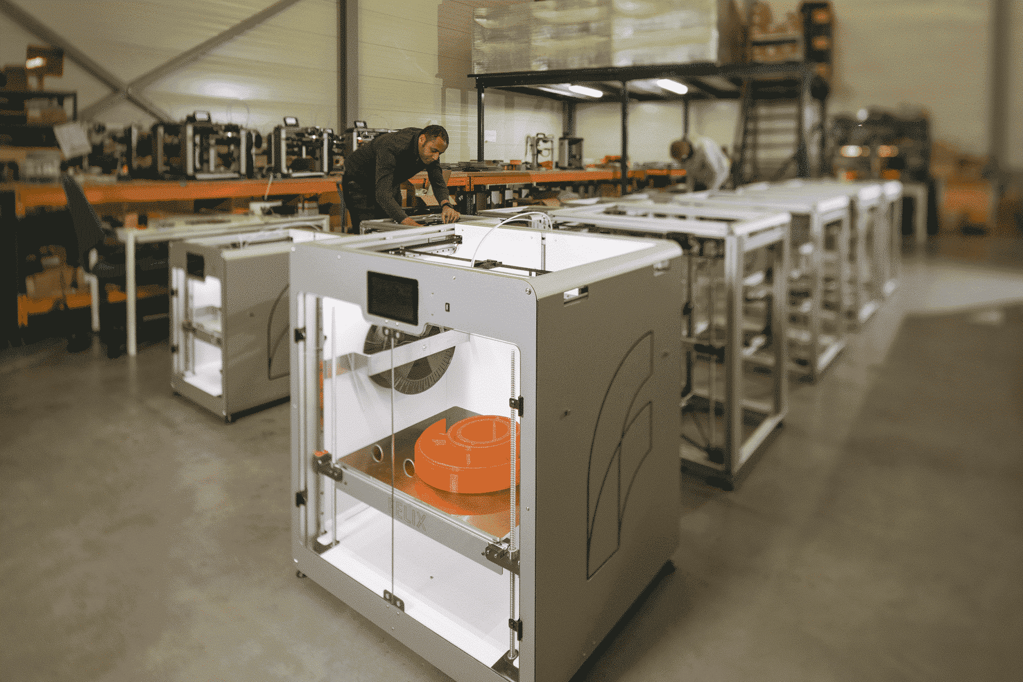 How The Industrial 3D Printers Work On Powder & Liquid, Metal & Plastic