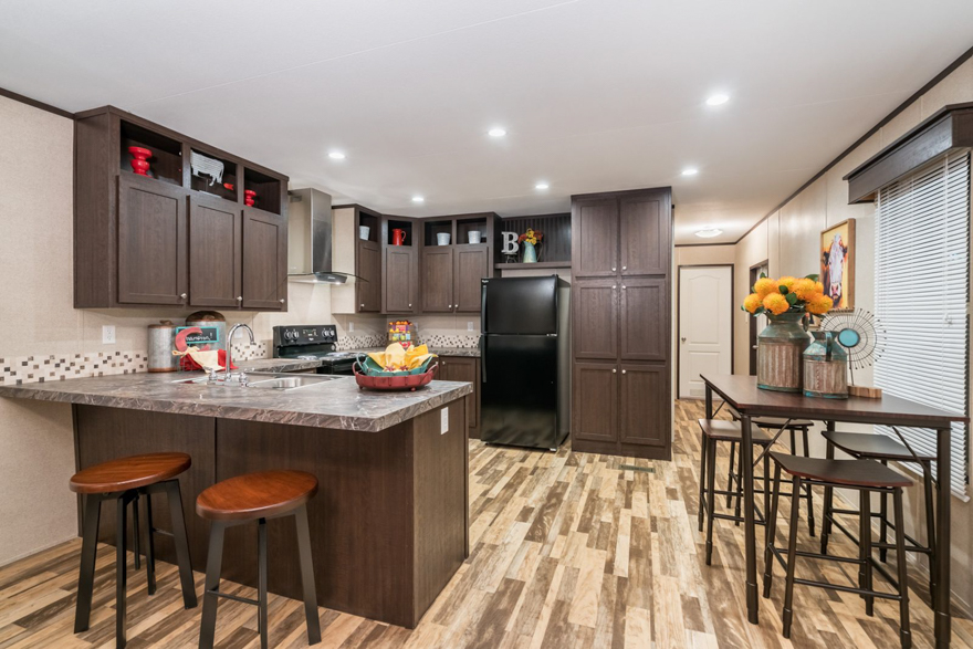 Raven 16.0 X 76.0 1152 sqft Mobile Home Champion Homes Center