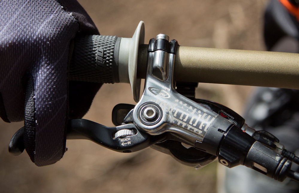 Review Avid Code Brakes Factory Jackson Factory Jackson