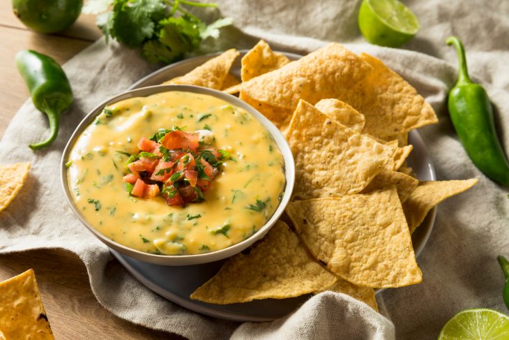 Spicy Homemade Cheesey Queso Dip with Tortilla Chips