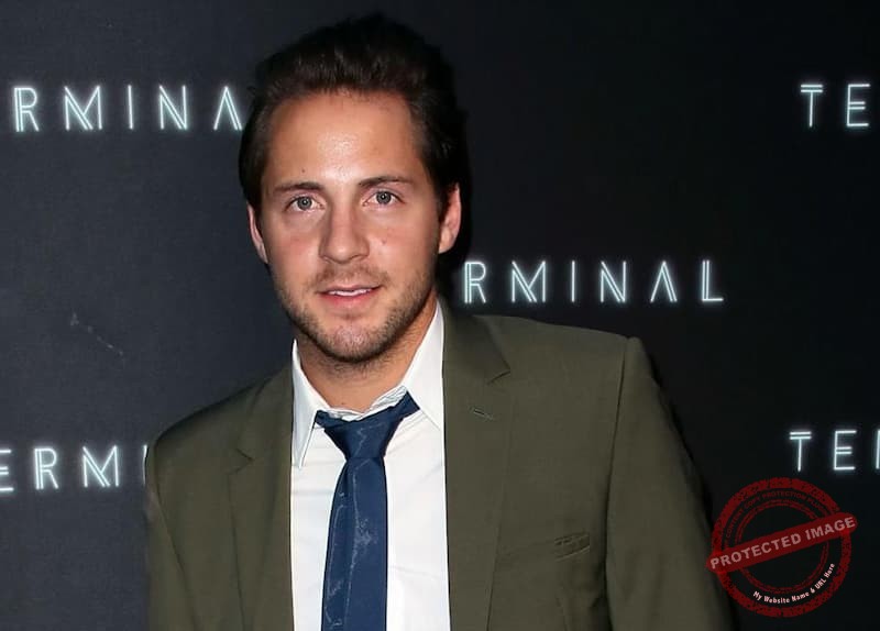 Tom Ackerley Bio, Age, Height, Wife, Margot Robbie, Wedding, Net Worth(03)