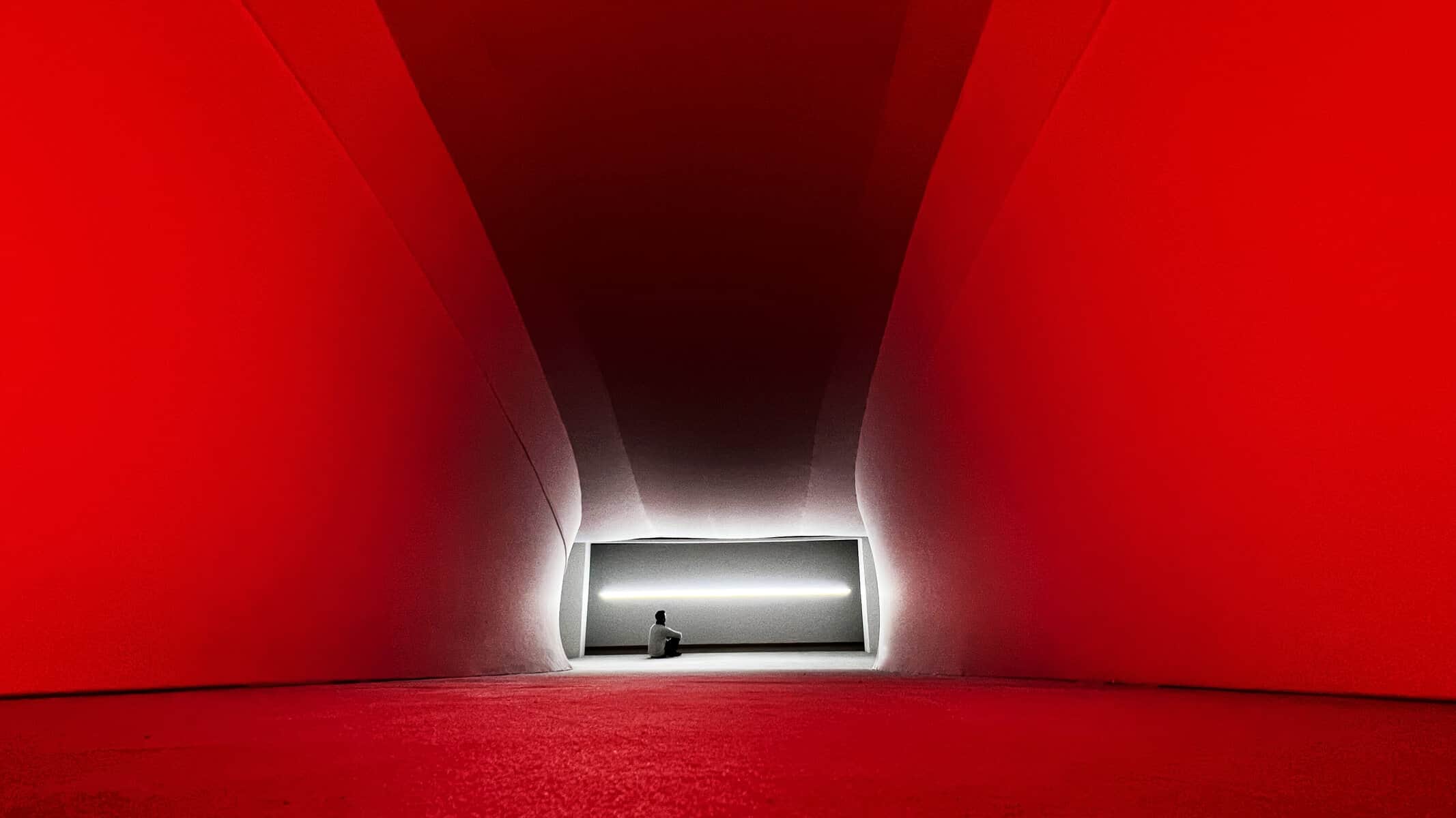 Es Devlin creates a monumental new artwork for immersive group show