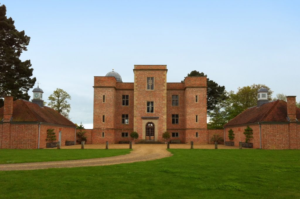 New art fair launches this weekend in neojacobean house. FAD Magazine