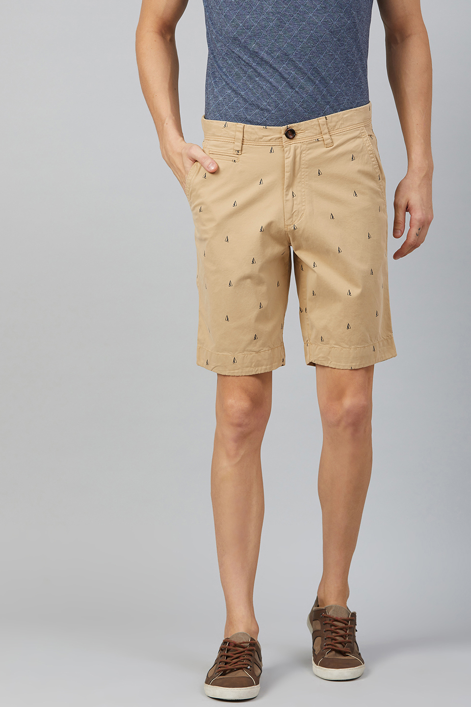 Sailing Yacht Print Shorts Fahrenheit