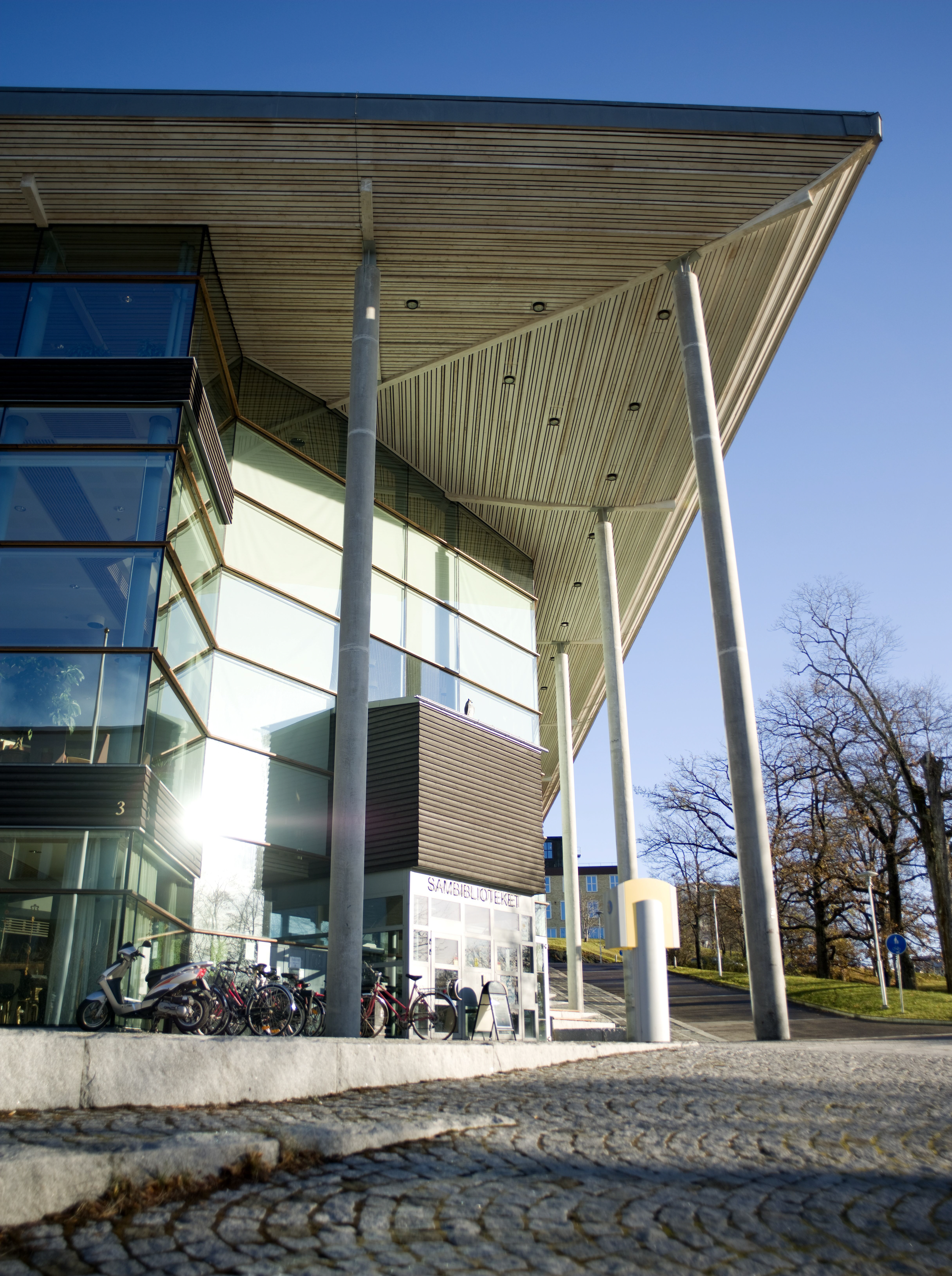 Nyfiken på forskarstudier? FAI Föreningen för arkiv och