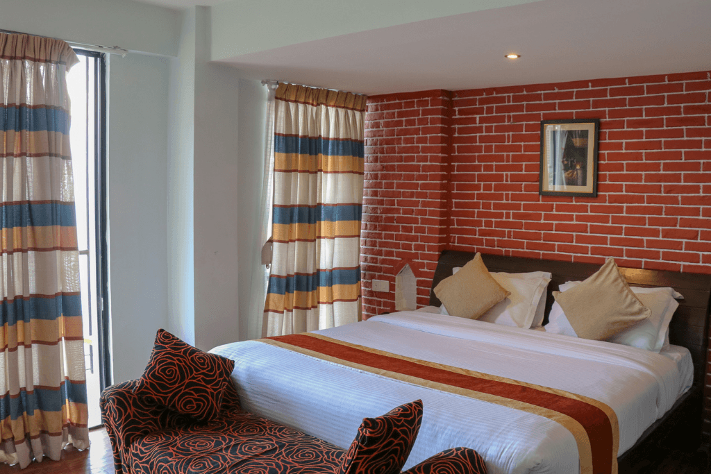 Holiday Apartment vs Hotel What is your Preferred Option?