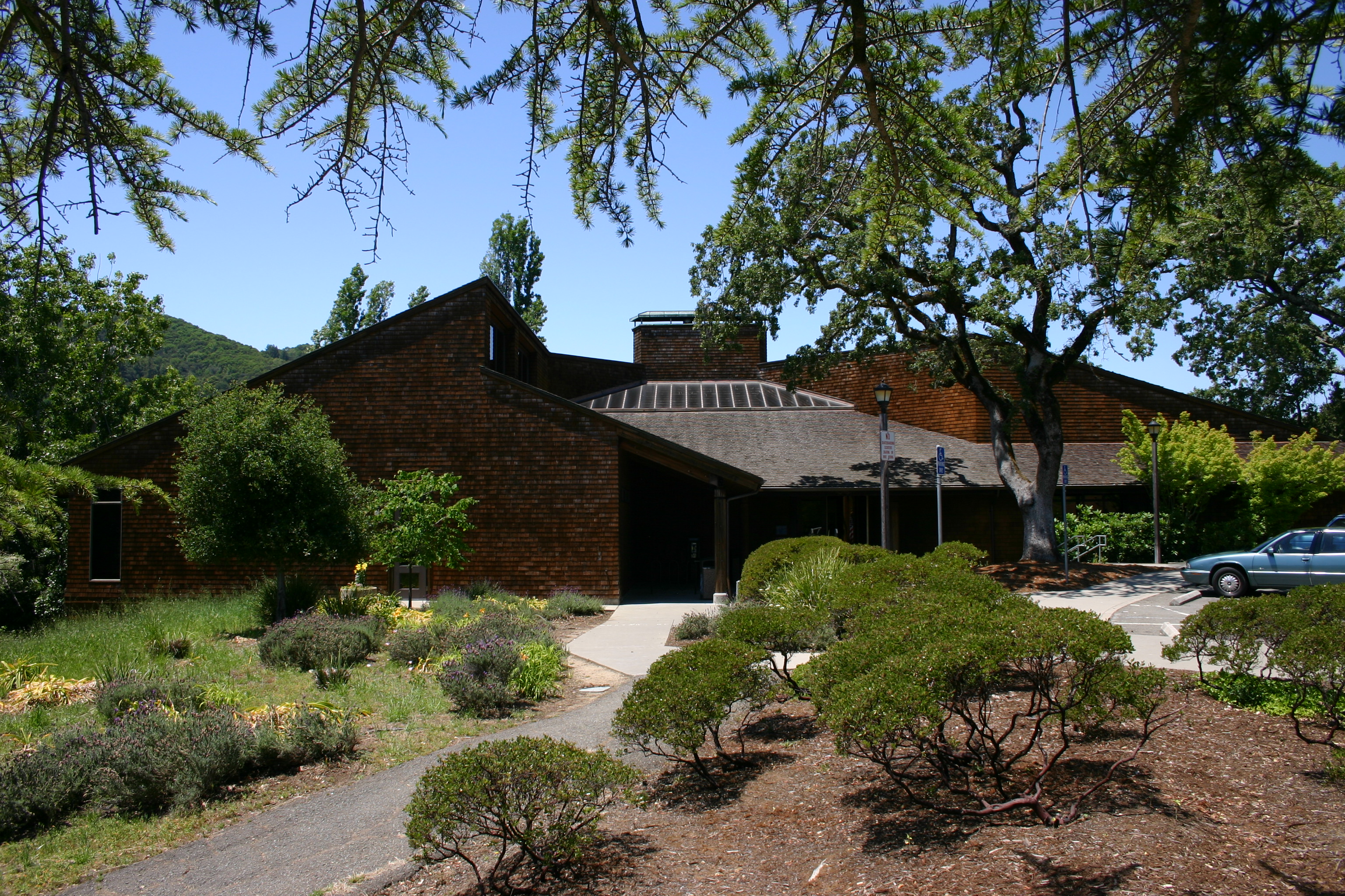 Museum & Library Fairfax Chamber of Commerce