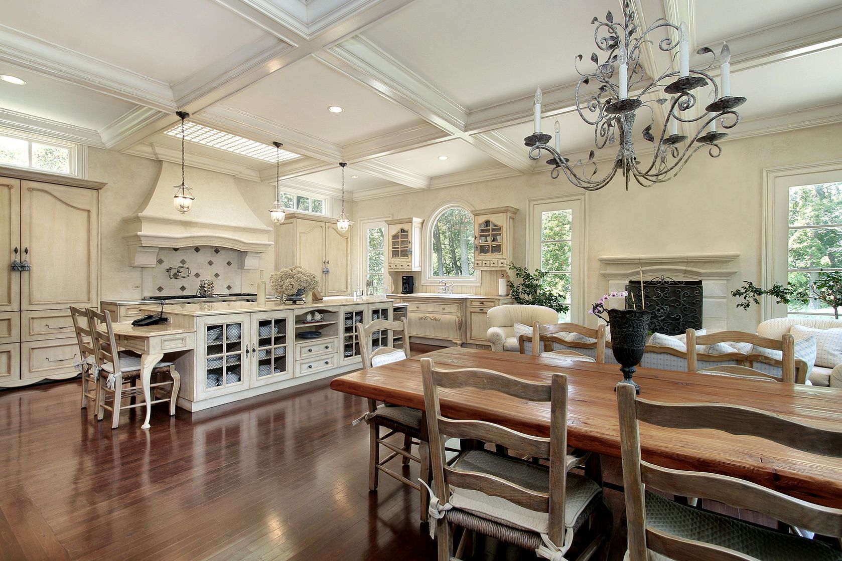 Tips to Create a FiveStar Chef’s Kitchen in Your Custom Home