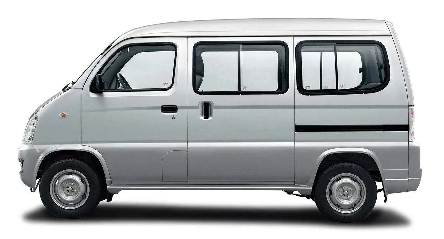 2023 Faw XPV Minivan Pakistan Price, Overview, Review & Photos