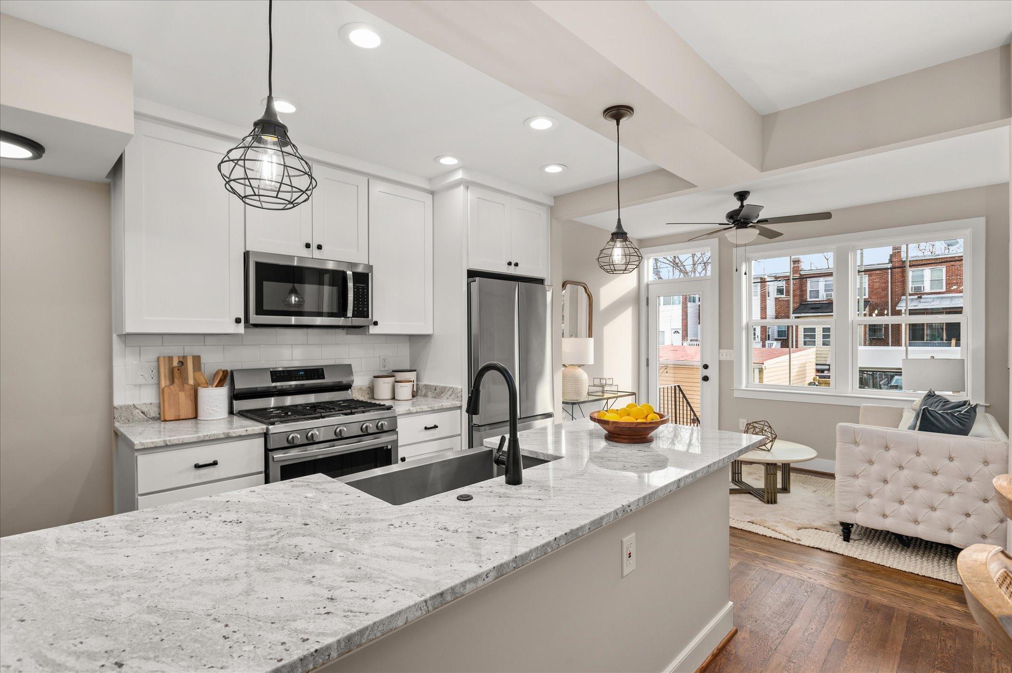 1807 Bay Street Se Faison