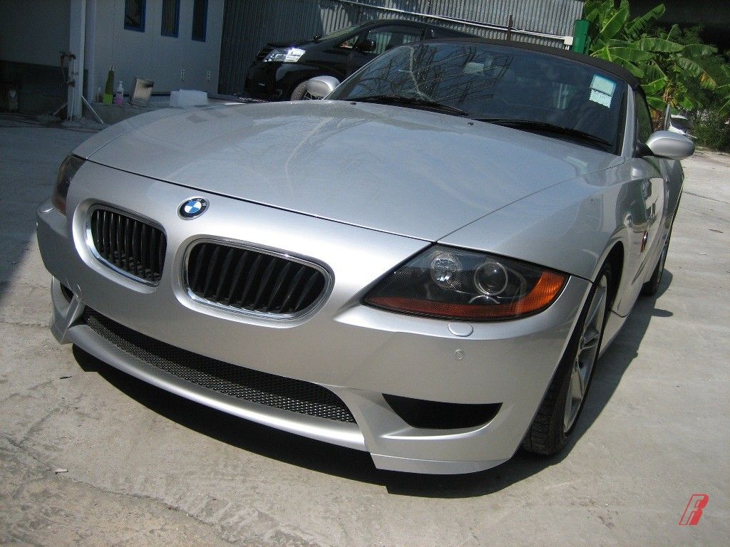 BMW 2005 Z4 E85 E86 to Z4M look front bumper Faithful Rainbow