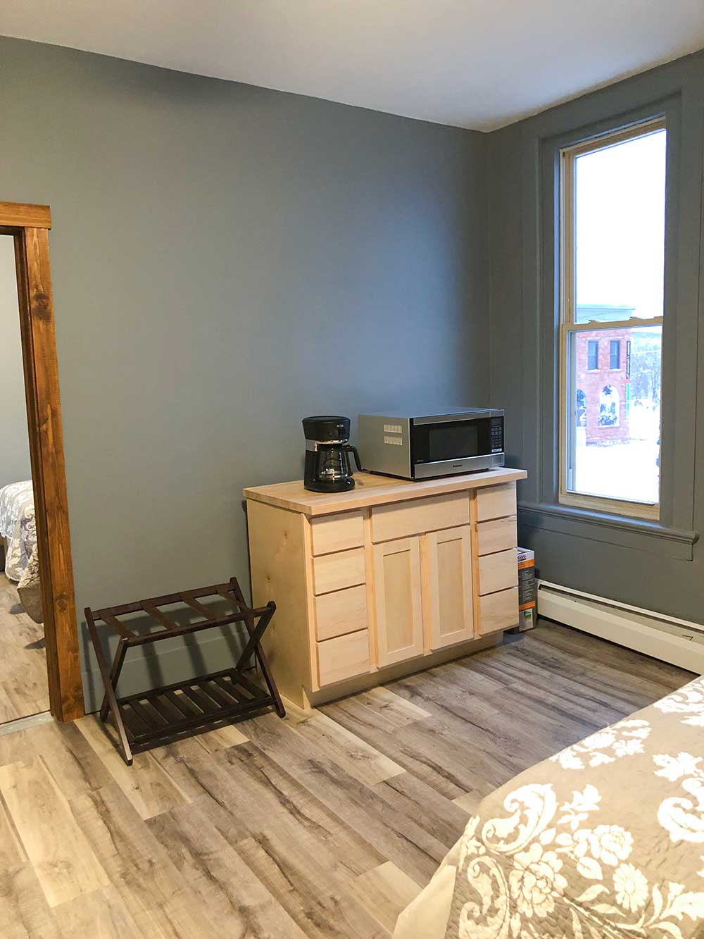 Falling Rock Vacation Suites in the Heart of Downtown Munising