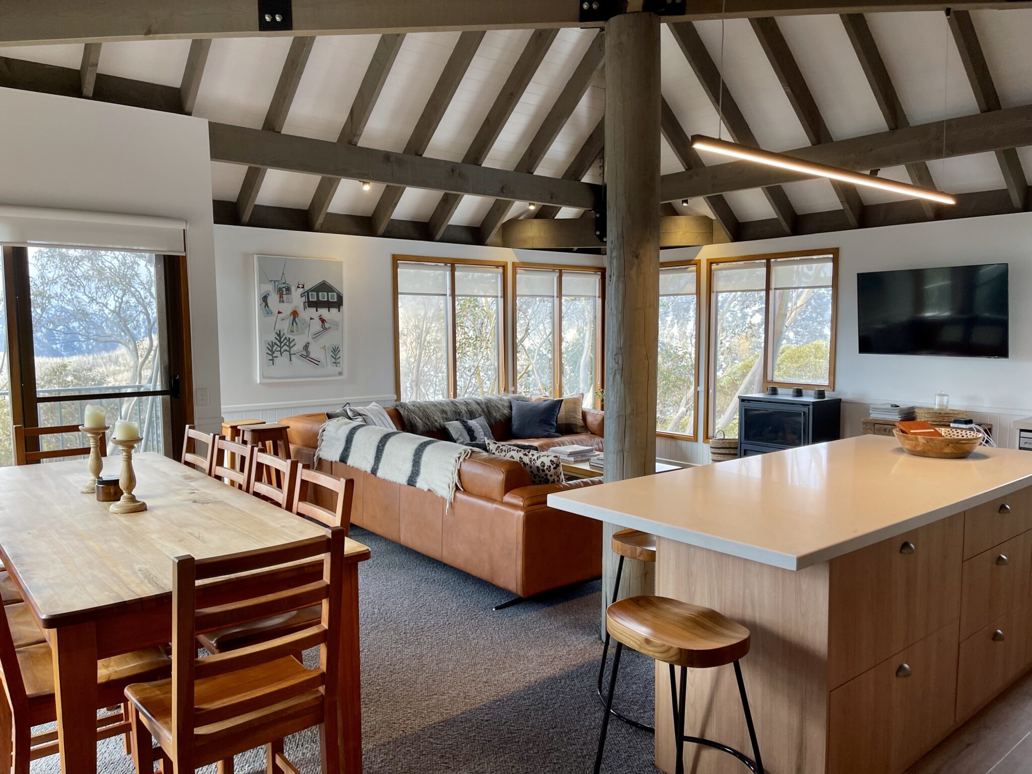 Rainbow B Luxury Falls Creek