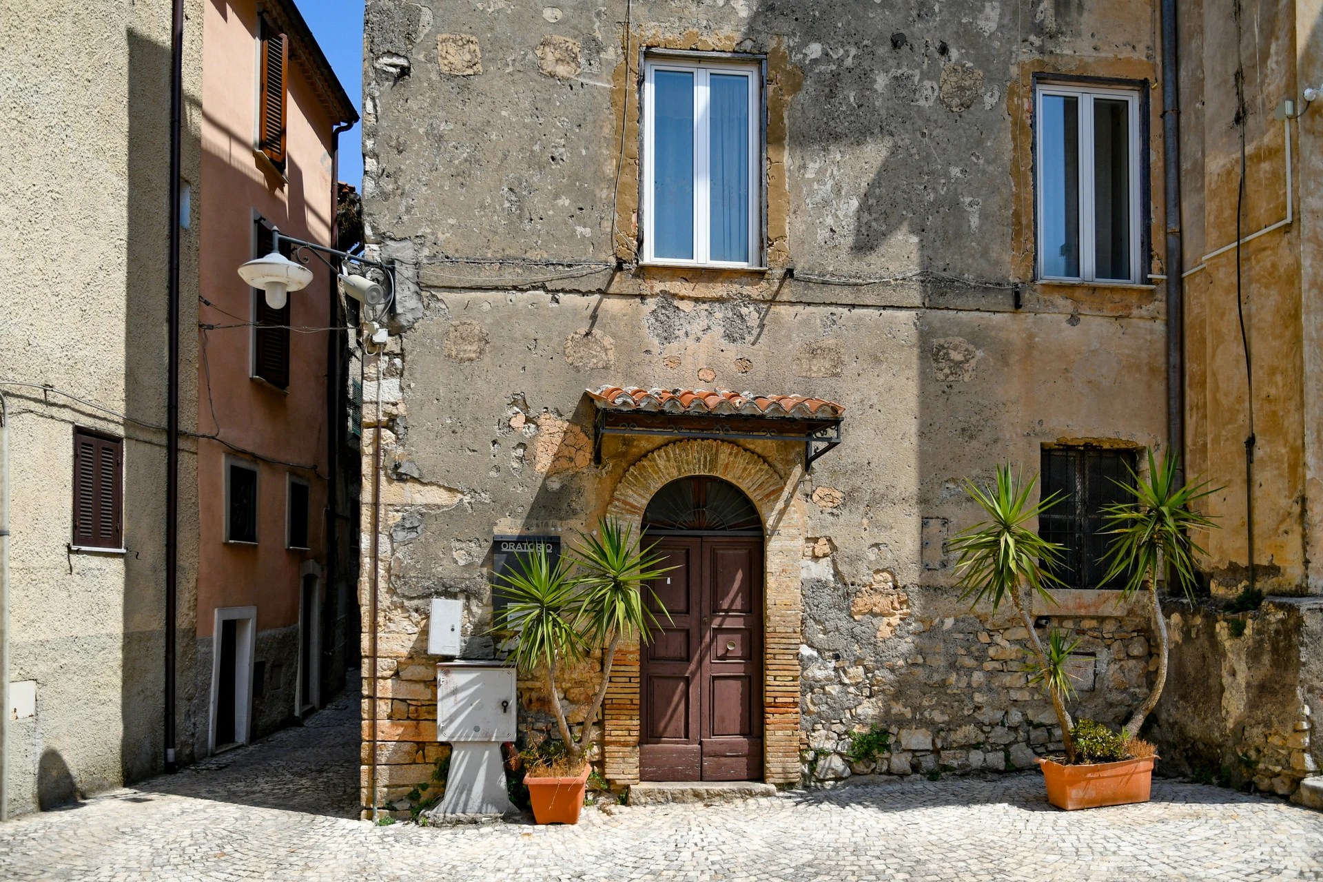 Village near Rome Joins International €1 House Sale Scheme Falstaff