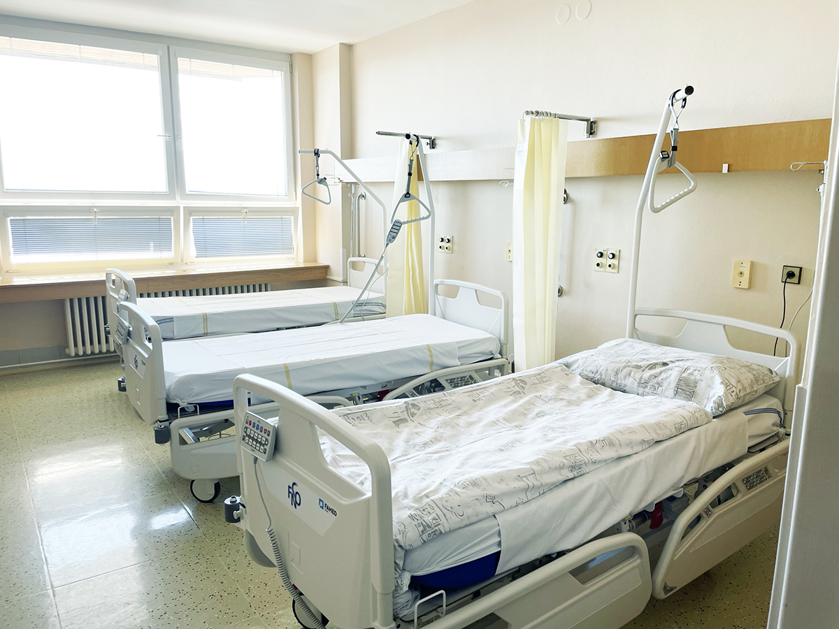 Polish medical equipment in Czech hospitals Famed Żywiec