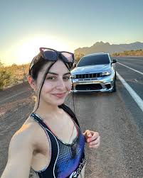 Kaitlyn Katsaros Bio, Age, Career, Net Worth, Height, Education,