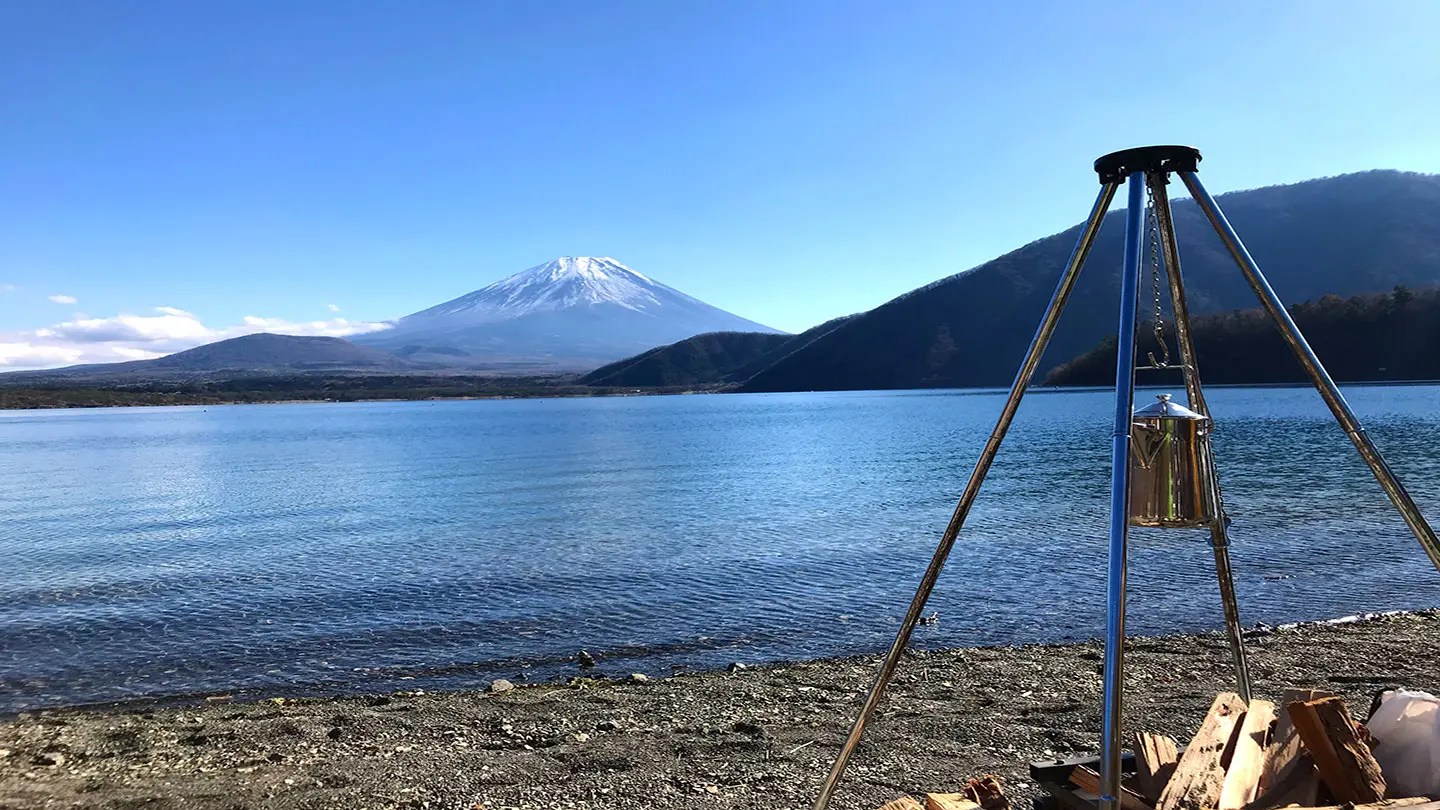浩庵キャンプ場・キャビン｜浩庵ー本栖湖での宿泊・キャンプ・アウトドアスポーツなら浩庵ー 浩庵キャンプ場（本栖湖）に行ってきた！ゆるキャン△でお馴染みの聖地で冬キャンプ！｜ファミキャンログ
