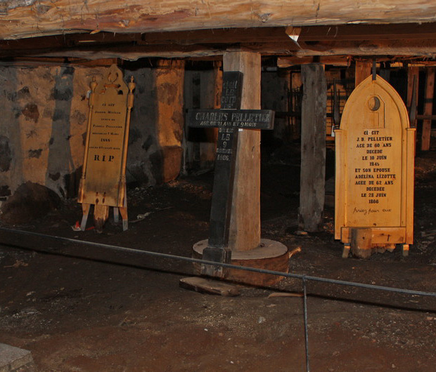 Crypte de StRochdesAulnaies