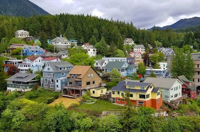 11 Best Family Vacations in Alaska (2023) All Ages Love!