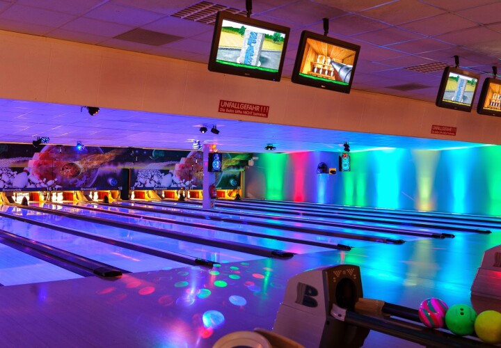 BowlingcenterOsdorf Bitburg Bowling Bornheide GmbH Hamburg FamiZeit.de