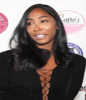 Apryl Jones Biography Height & Boyfriend | Famous Born