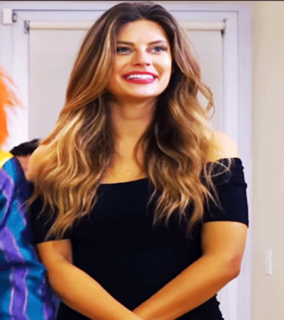 Hannah Stocking Height Boyfriend Bio & Net Worth | Famous Born