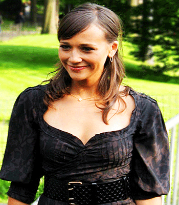 Rashida Jones Height Boyfriend Bio & Net Worth | Famous Born