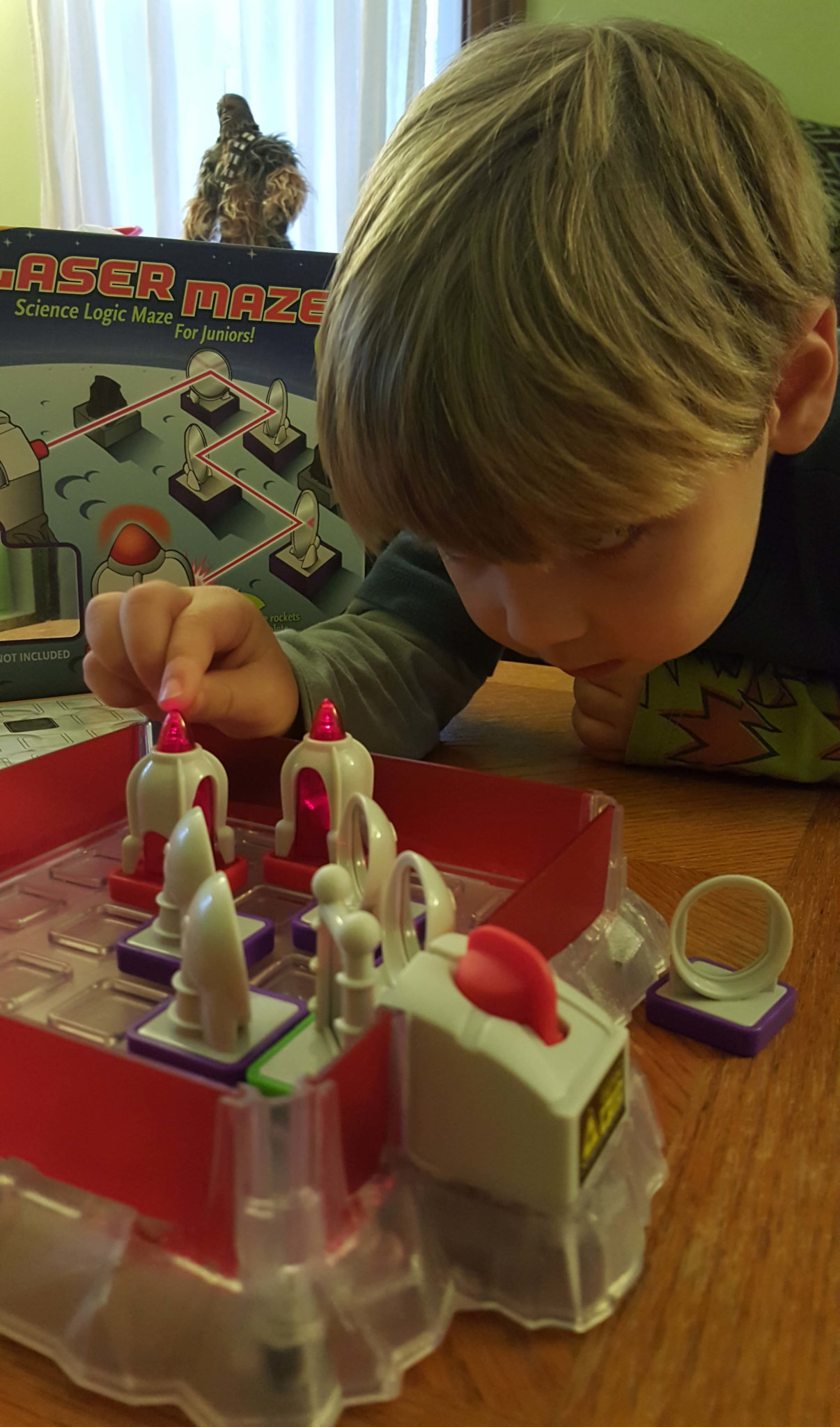 Review Laser Maze Jr. From ThinkFun Famous Parenting