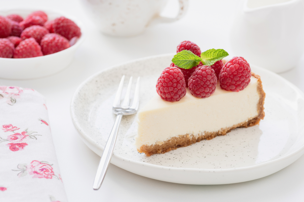 3 Sour Cream Substitutes for Cheesecake Fanatically Food