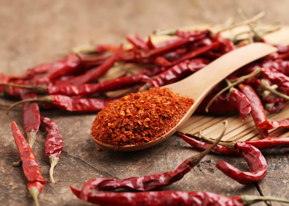 Cayenne Pepper vs Black Pepper Fanatically Food
