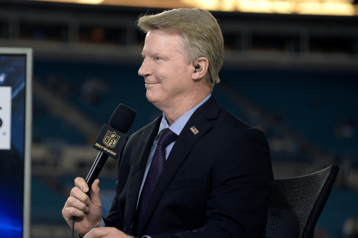 Phil simms net worth 2023