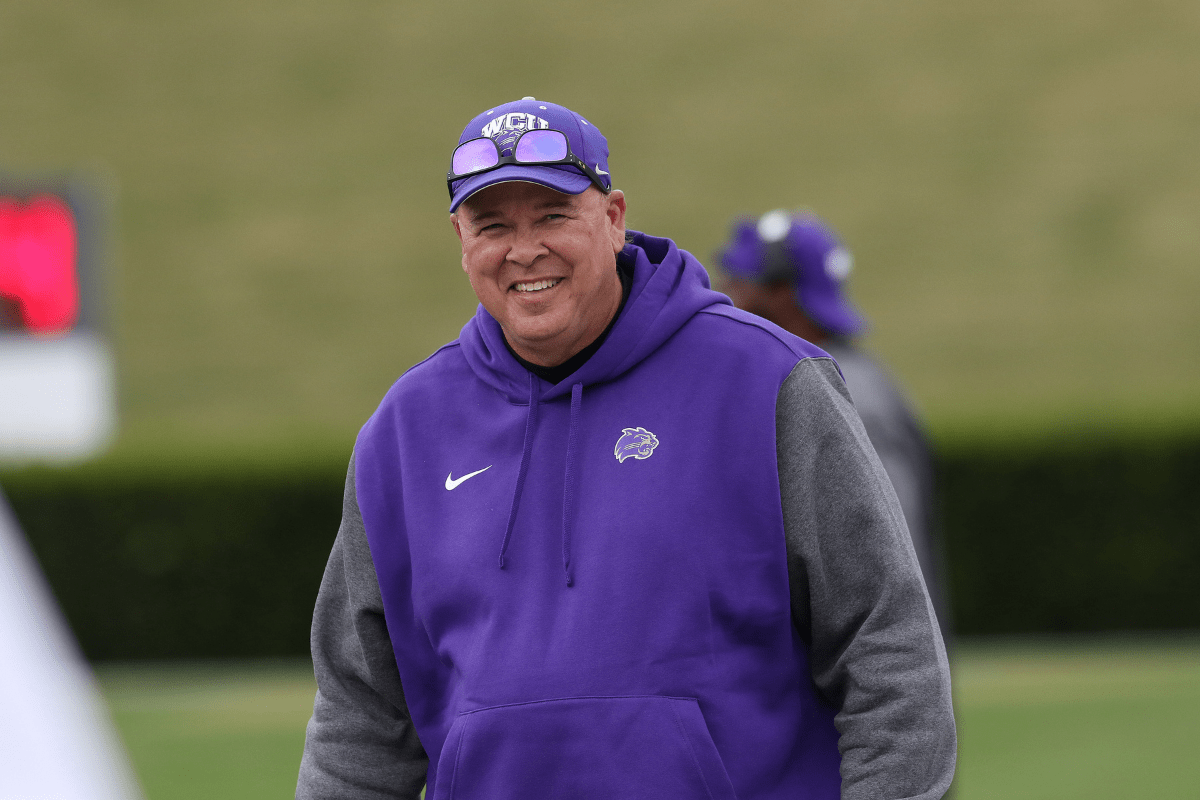 Kerwin Bell's Love For Football Has Kept Him in the Game For Over 40 Years FanBuzz