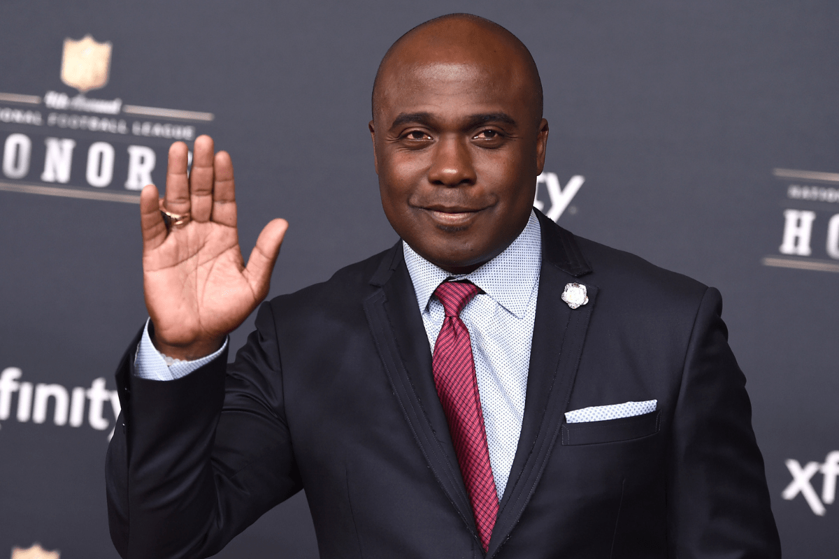 Marshall Faulk Net Worth How Rich is He Today? + NFL Career & HOF