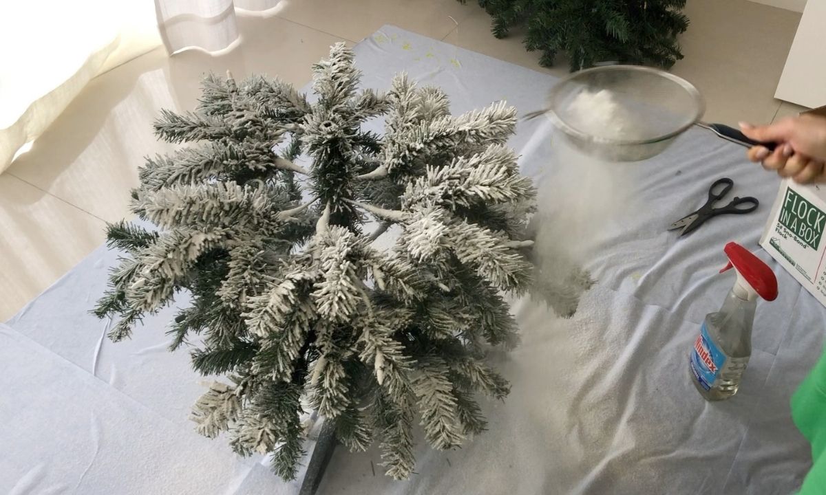 How To Flock A Christmas Tree DIY (the Right Way!) FancyBloom