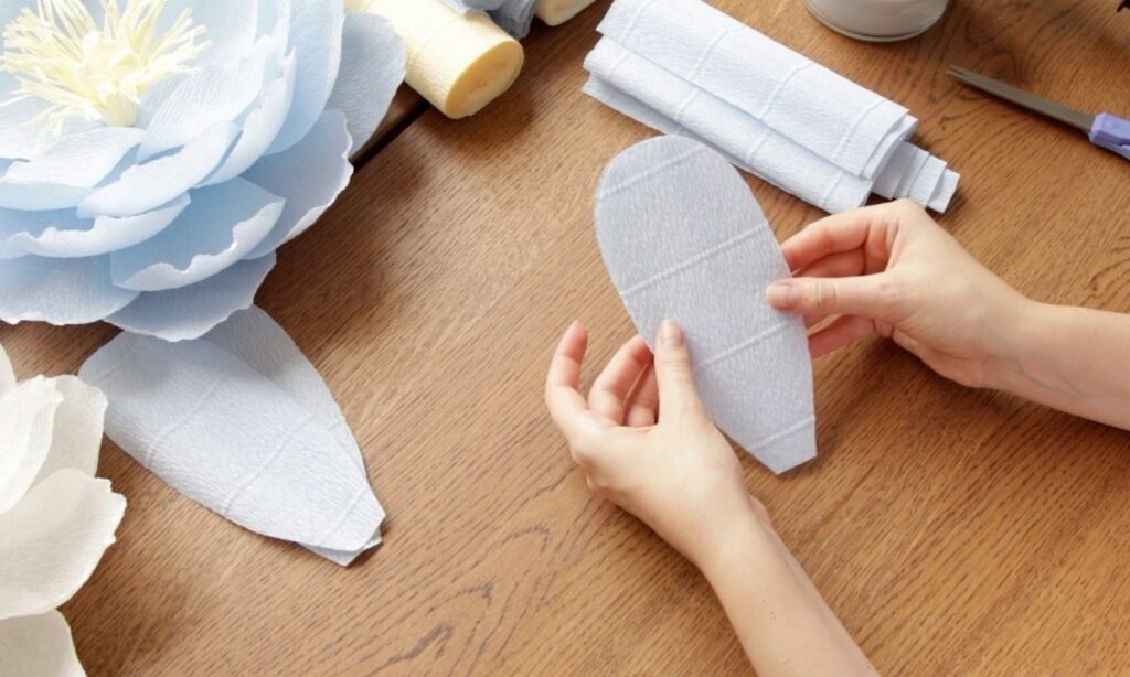 EASY Crepe Paper Flowers For Beginners Step By Step Tutorial FancyBloom