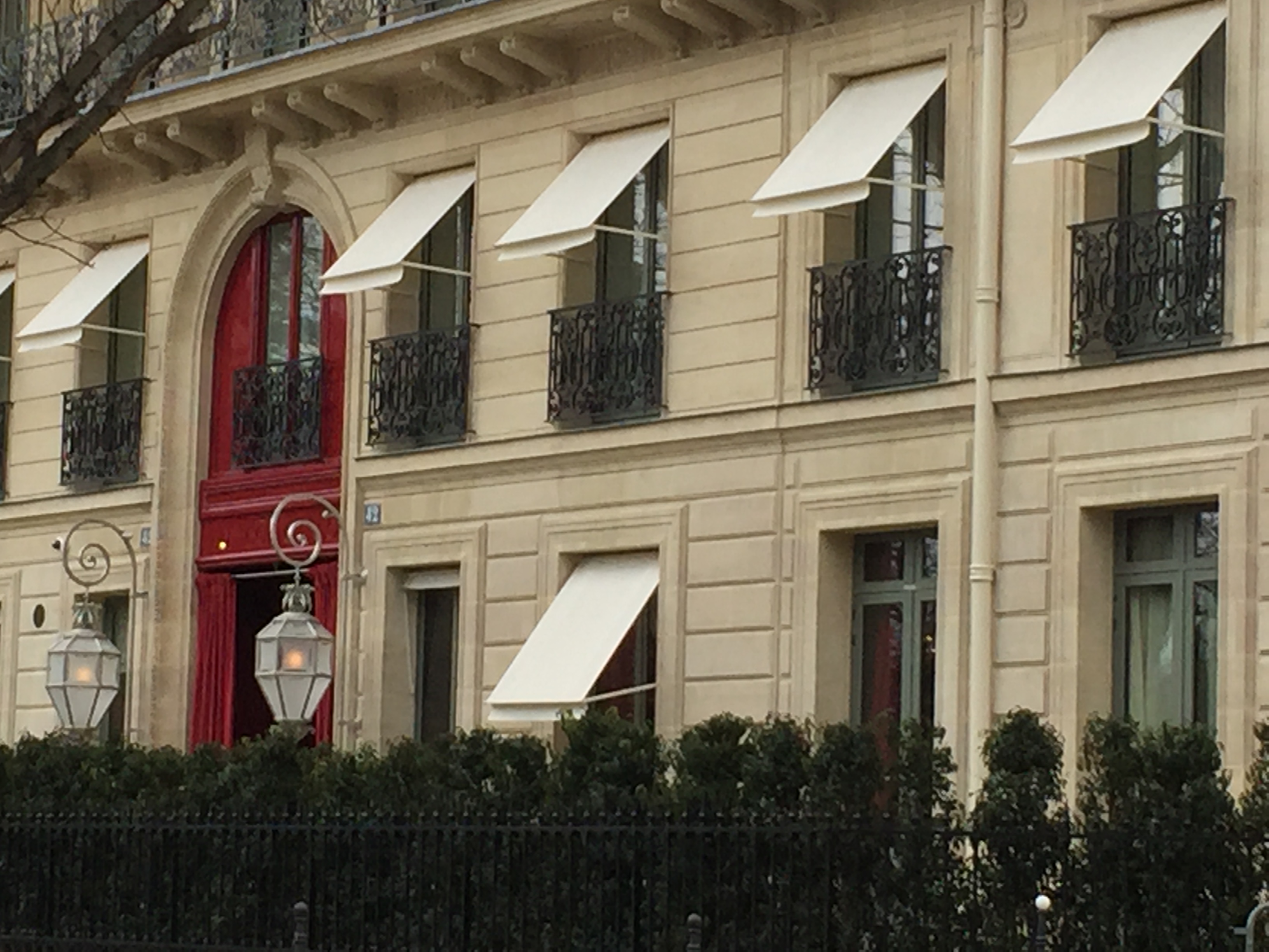 Actuellement - 26 Rue Du Faubourg Saint Jacques Viral Actuellement - 26 Rue Du Faubourg Saint Jacques Viral