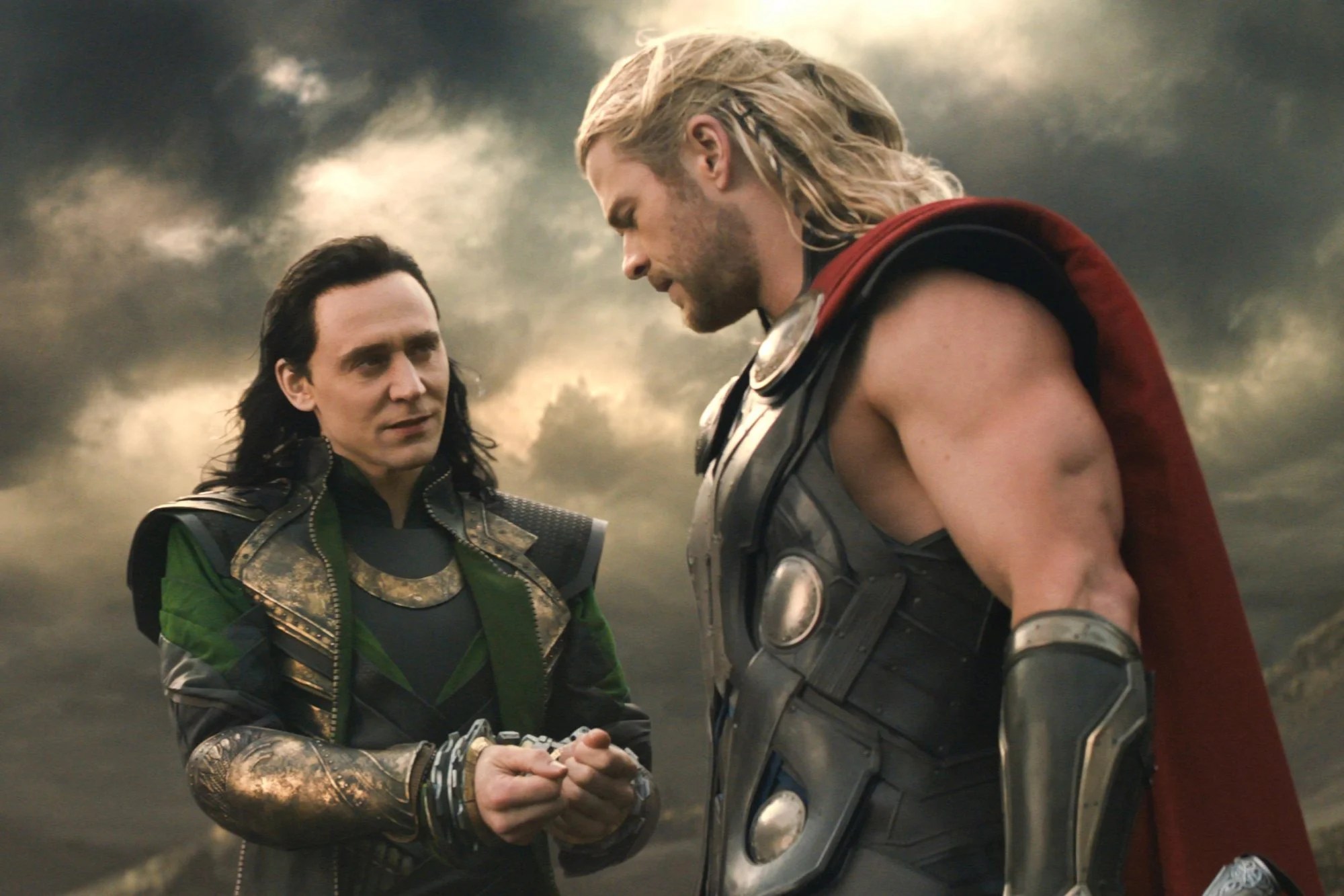 Tom Hiddleston’s Loki and Chris Hemsworth’s Thor in Thor: The Dark World