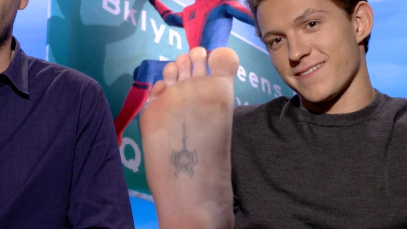 20 Celebrities Who Got Tattoos To Honor Their Movie/Tv Roles - Fandomwire 450_x_800_jpg