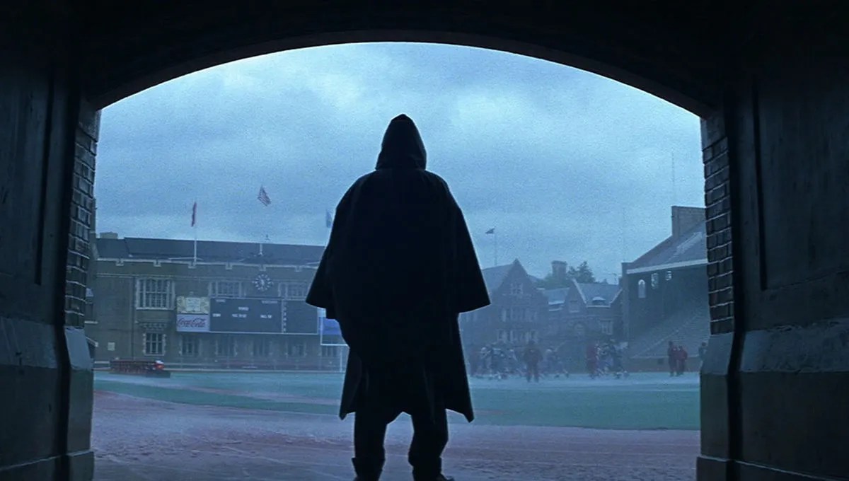 A still from M. Night Shyamalan&rsquo;s Unbreakable I Walt Disney Studios Motion Pictures