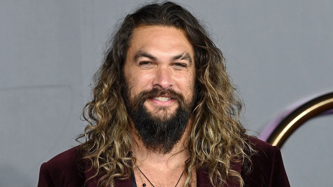 Jason Momoa spotted with Eiza Gonzalez